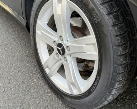 Черный Мерседес Е-Класс, объемом двигателя 2.1 л и пробегом 399 тыс. км за 8999 $, фото 18 на Automoto.ua