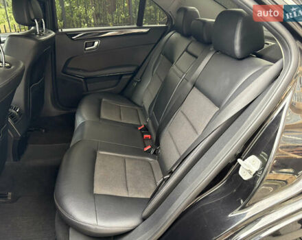 Чорний Мерседес Е-Клас, об'ємом двигуна 2.2 л та пробігом 393 тис. км за 14500 $, фото 10 на Automoto.ua