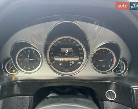 Черный Мерседес Е-Класс, объемом двигателя 2.2 л и пробегом 333 тыс. км за 13600 $, фото 21 на Automoto.ua