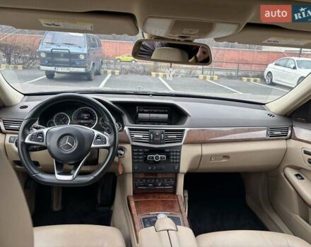 Черный Мерседес Е-Класс, объемом двигателя 2.99 л и пробегом 166 тыс. км за 20000 $, фото 18 на Automoto.ua