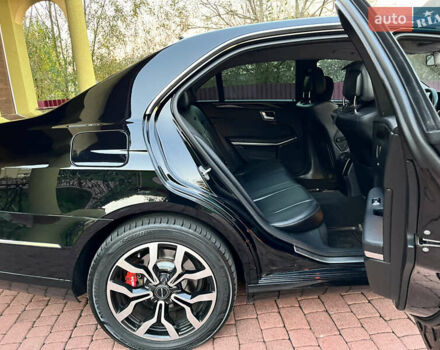 Черный Мерседес Е-Класс, объемом двигателя 2.14 л и пробегом 255 тыс. км за 14500 $, фото 16 на Automoto.ua