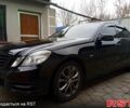 Чорний Мерседес Е-Клас, об'ємом двигуна 2 л та пробігом 270 тис. км за 9000 $, фото 1 на Automoto.ua