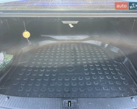Чорний Мерседес Е-Клас, об'ємом двигуна 2.14 л та пробігом 334 тис. км за 13000 $, фото 17 на Automoto.ua