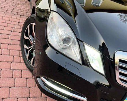 Черный Мерседес Е-Класс, объемом двигателя 2.14 л и пробегом 255 тыс. км за 14500 $, фото 22 на Automoto.ua