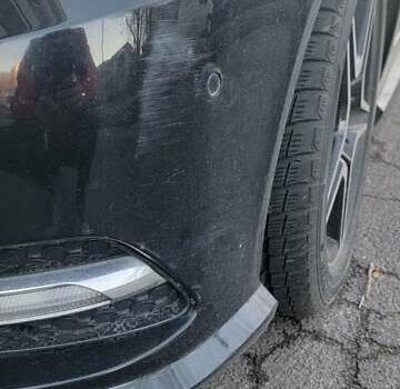 Черный Мерседес Е-Класс, объемом двигателя 2.1 л и пробегом 165 тыс. км за 17688 $, фото 13 на Automoto.ua