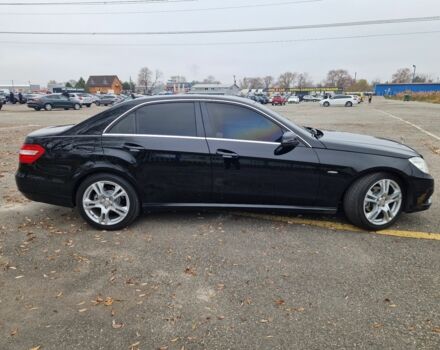 Черный Мерседес Е-Класс, объемом двигателя 1.8 л и пробегом 223 тыс. км за 9800 $, фото 3 на Automoto.ua