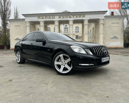 Черный Мерседес Е-Класс, объемом двигателя 1.8 л и пробегом 257 тыс. км за 12500 $, фото 18 на Automoto.ua