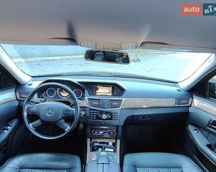Мерседес Е-Класс 2012 в Умани на Automoto.ua Черный Мерседес Е-Класс, объемом двигателя 2.1 л и пробегом 338 тыс. км за 10999 $, фото 15 на Automoto.ua