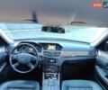 Мерседес Е-Класс 2012 в Умани на Automoto.ua Черный Мерседес Е-Класс, объемом двигателя 2.1 л и пробегом 338 тыс. км за 10999 $, фото 15 на Automoto.ua