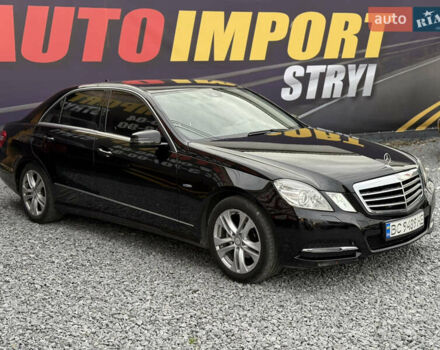Черный Мерседес Е-Класс, объемом двигателя 2.2 л и пробегом 340 тыс. км за 12500 $, фото 2 на Automoto.ua