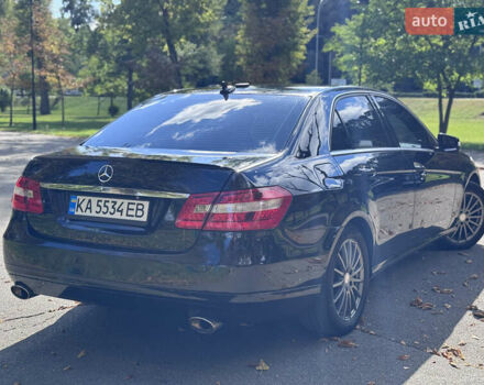 Мерседес Е-Клас 2012 у Вінниці на Automoto.ua Чорний Мерседес Е-Клас, об'ємом двигуна 1.8 л та пробігом 342 тис. км за 9600 $, фото 5 на Automoto.ua