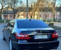 Черный Мерседес Е-Класс, объемом двигателя 2.1 л и пробегом 298 тыс. км за 14000 $, фото 2 на Automoto.ua
