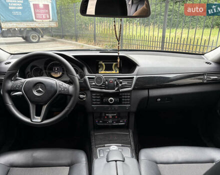 Чорний Мерседес Е-Клас, об'ємом двигуна 2.2 л та пробігом 393 тис. км за 14500 $, фото 22 на Automoto.ua