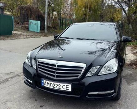 Черный Мерседес Е-Класс, объемом двигателя 2.14 л и пробегом 309 тыс. км за 15000 $, фото 19 на Automoto.ua