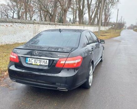 Черный Мерседес Е-Класс, объемом двигателя 3.5 л и пробегом 243 тыс. км за 16000 $, фото 4 на Automoto.ua