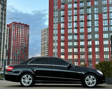 Черный Мерседес Е-Класс, объемом двигателя 1.8 л и пробегом 117 тыс. км за 13500 $, фото 6 на Automoto.ua