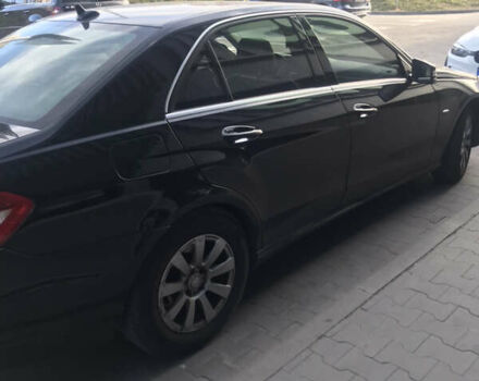 Черный Мерседес Е-Класс, объемом двигателя 1.8 л и пробегом 330 тыс. км за 8999 $, фото 8 на Automoto.ua