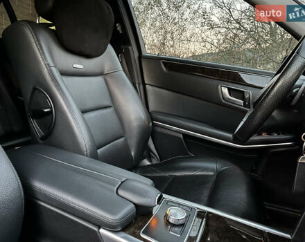 Черный Мерседес Е-Класс, объемом двигателя 2.14 л и пробегом 255 тыс. км за 14500 $, фото 30 на Automoto.ua