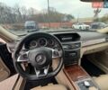 Черный Мерседес Е-Класс, объемом двигателя 2.99 л и пробегом 166 тыс. км за 20000 $, фото 19 на Automoto.ua
