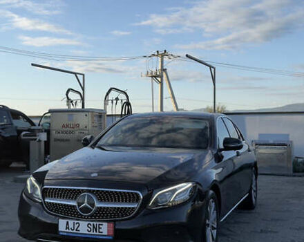 Чорний Мерседес Е-Клас, об'ємом двигуна 2.2 л та пробігом 249 тис. км за 19499 $, фото 36 на Automoto.ua