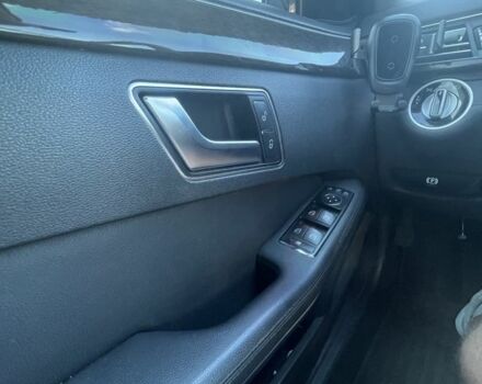 Черный Мерседес Е-Класс, объемом двигателя 2.2 л и пробегом 210 тыс. км за 15000 $, фото 17 на Automoto.ua