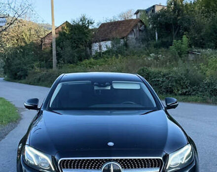 Чорний Мерседес Е-Клас, об'ємом двигуна 2.2 л та пробігом 249 тис. км за 19499 $, фото 39 на Automoto.ua