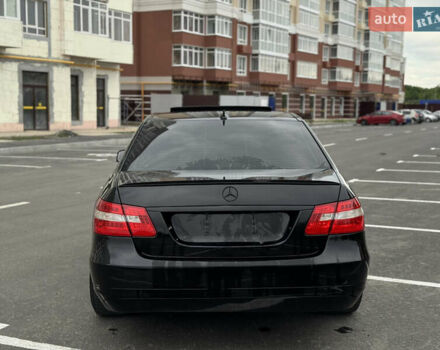 Мерседес Е-Класс 2012 в Умани на Automoto.ua Черный Мерседес Е-Класс, объемом двигателя 2.2 л и пробегом 345 тыс. км за 11451 $, фото 4 на Automoto.ua