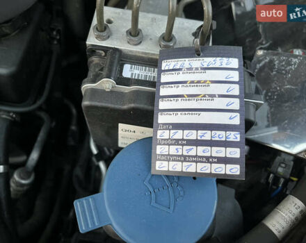 Черный Мерседес Е-Класс, объемом двигателя 2.14 л и пробегом 255 тыс. км за 14500 $, фото 9 на Automoto.ua