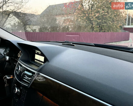 Черный Мерседес Е-Класс, объемом двигателя 2.14 л и пробегом 255 тыс. км за 14500 $, фото 36 на Automoto.ua