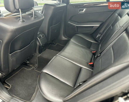 Черный Мерседес Е-Класс, объемом двигателя 1.8 л и пробегом 257 тыс. км за 12500 $, фото 11 на Automoto.ua