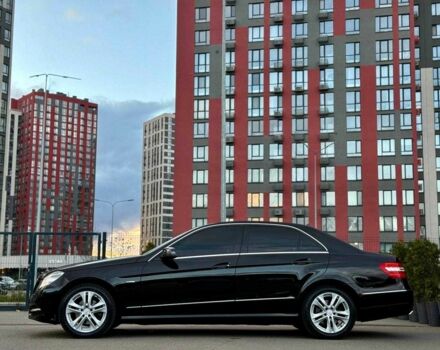 Черный Мерседес Е-Класс, объемом двигателя 1.8 л и пробегом 117 тыс. км за 13500 $, фото 7 на Automoto.ua