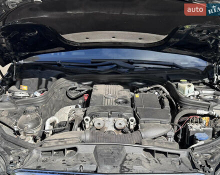 Мерседес Е-Клас 2012 у Вінниці на Automoto.ua Чорний Мерседес Е-Клас, об'ємом двигуна 1.8 л та пробігом 342 тис. км за 9600 $, фото 18 на Automoto.ua