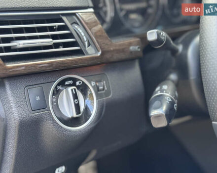 Мерседес Е-Клас 2012 у Вінниці на Automoto.ua Чорний Мерседес Е-Клас, об'ємом двигуна 1.8 л та пробігом 342 тис. км за 9600 $, фото 32 на Automoto.ua