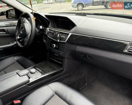 Чорний Мерседес Е-Клас, об'ємом двигуна 2.2 л та пробігом 393 тис. км за 14500 $, фото 14 на Automoto.ua