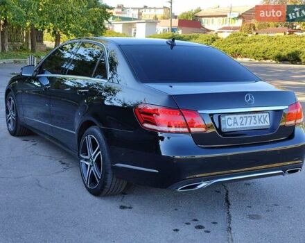Мерседес Е-Класс 2012 в Умани на Automoto.ua Черный Мерседес Е-Класс, объемом двигателя 2.1 л и пробегом 338 тыс. км за 10999 $, фото 3 на Automoto.ua
