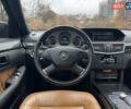 Черный Мерседес Е-Класс, объемом двигателя 2.2 л и пробегом 333 тыс. км за 13600 $, фото 15 на Automoto.ua