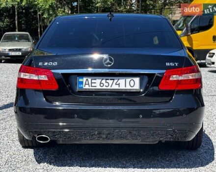 Чорний Мерседес Е-Клас, об'ємом двигуна 1.8 л та пробігом 255 тис. км за 11500 $, фото 5 на Automoto.ua