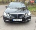 Черный Мерседес Е-Класс, объемом двигателя 2.14 л и пробегом 309 тыс. км за 15000 $, фото 11 на Automoto.ua