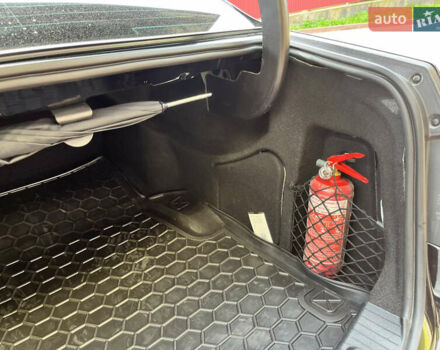 Черный Мерседес Е-Класс, объемом двигателя 2.14 л и пробегом 255 тыс. км за 14500 $, фото 68 на Automoto.ua