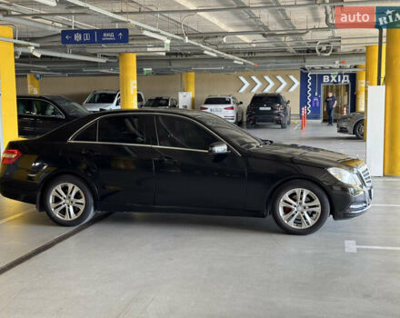 Мерседес Е-Класс 2012 в Киеве на Automoto.ua Черный Мерседес Е-Класс, объемом двигателя 2.2 л и пробегом 289 тыс. км за 12400 $, фото 23 на Automoto.ua