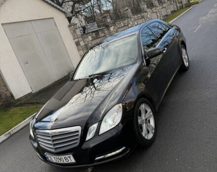 Черный Мерседес Е-Класс, объемом двигателя 2.1 л и пробегом 399 тыс. км за 8999 $, фото 11 на Automoto.ua
