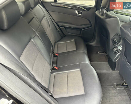 Чорний Мерседес Е-Клас, об'ємом двигуна 2.2 л та пробігом 393 тис. км за 14500 $, фото 12 на Automoto.ua