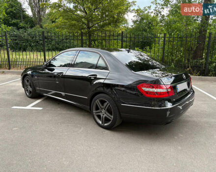 Чорний Мерседес Е-Клас, об'ємом двигуна 2.2 л та пробігом 393 тис. км за 14500 $, фото 3 на Automoto.ua