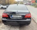 Черный Мерседес Е-Класс, объемом двигателя 2.14 л и пробегом 309 тыс. км за 15000 $, фото 8 на Automoto.ua