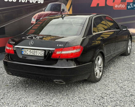 Черный Мерседес Е-Класс, объемом двигателя 2.2 л и пробегом 340 тыс. км за 12500 $, фото 18 на Automoto.ua
