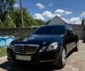 Черный Мерседес Е-Класс, объемом двигателя 2.1 л и пробегом 400 тыс. км за 12999 $, фото 1 на Automoto.ua