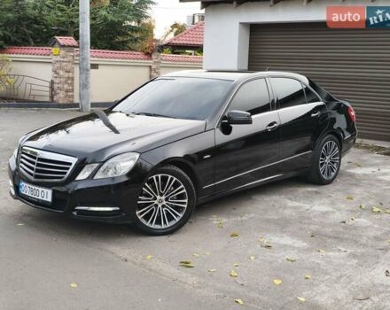 Черный Мерседес Е-Класс, объемом двигателя 2.99 л и пробегом 293 тыс. км за 13500 $, фото 4 на Automoto.ua