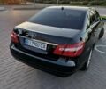 Черный Мерседес Е-Класс, объемом двигателя 2.1 л и пробегом 182 тыс. км за 15000 $, фото 1 на Automoto.ua