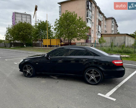 Мерседес Е-Класс 2012 в Умани на Automoto.ua Черный Мерседес Е-Класс, объемом двигателя 2.2 л и пробегом 345 тыс. км за 11451 $, фото 6 на Automoto.ua