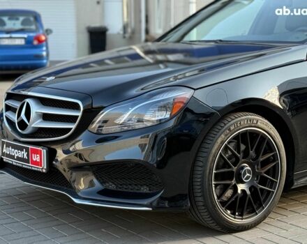 Черный Мерседес Е-Класс, объемом двигателя 3.5 л и пробегом 123 тыс. км за 21940 $, фото 2 на Automoto.ua